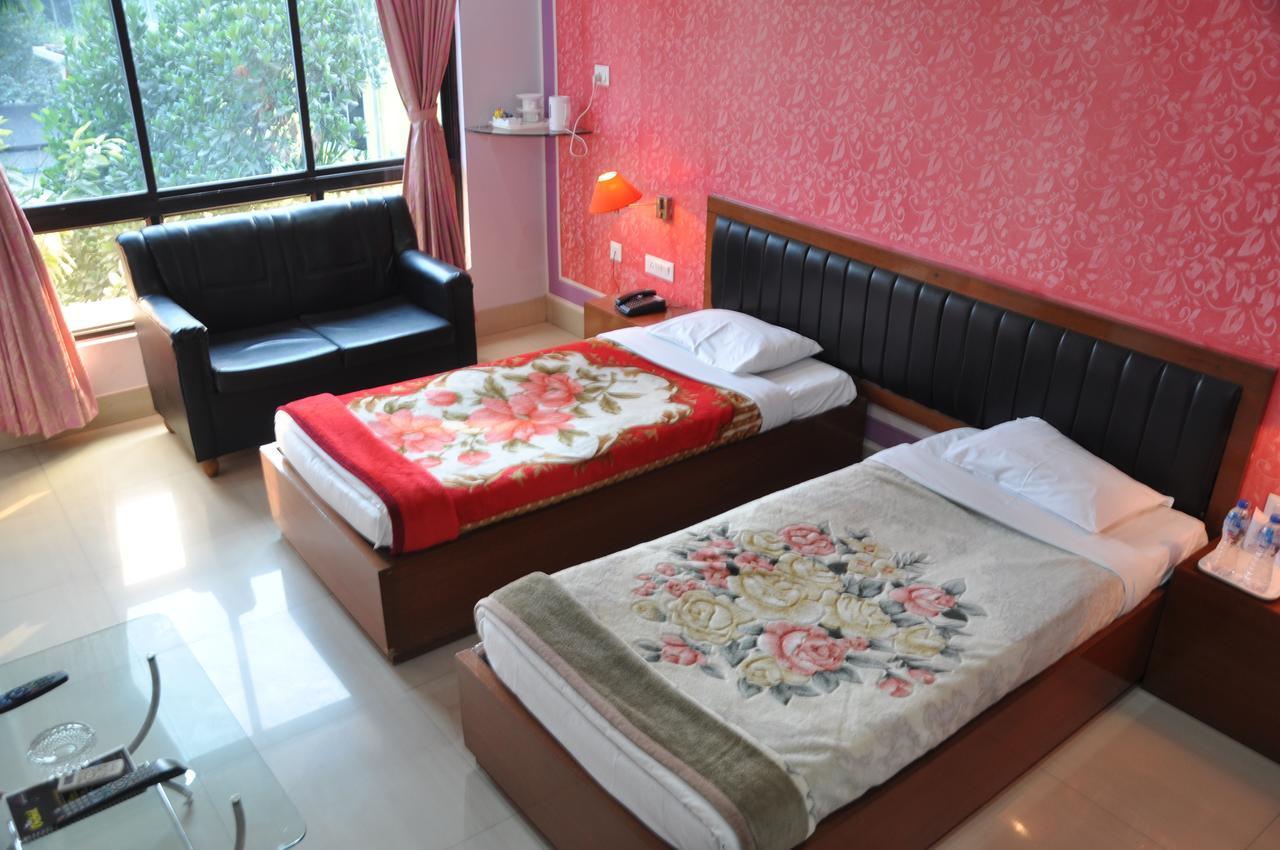 Hotel Dooars Mountain Alipur Duar エクステリア 写真