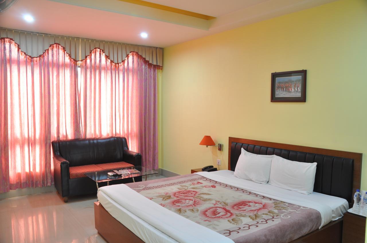 Hotel Dooars Mountain Alipur Duar エクステリア 写真