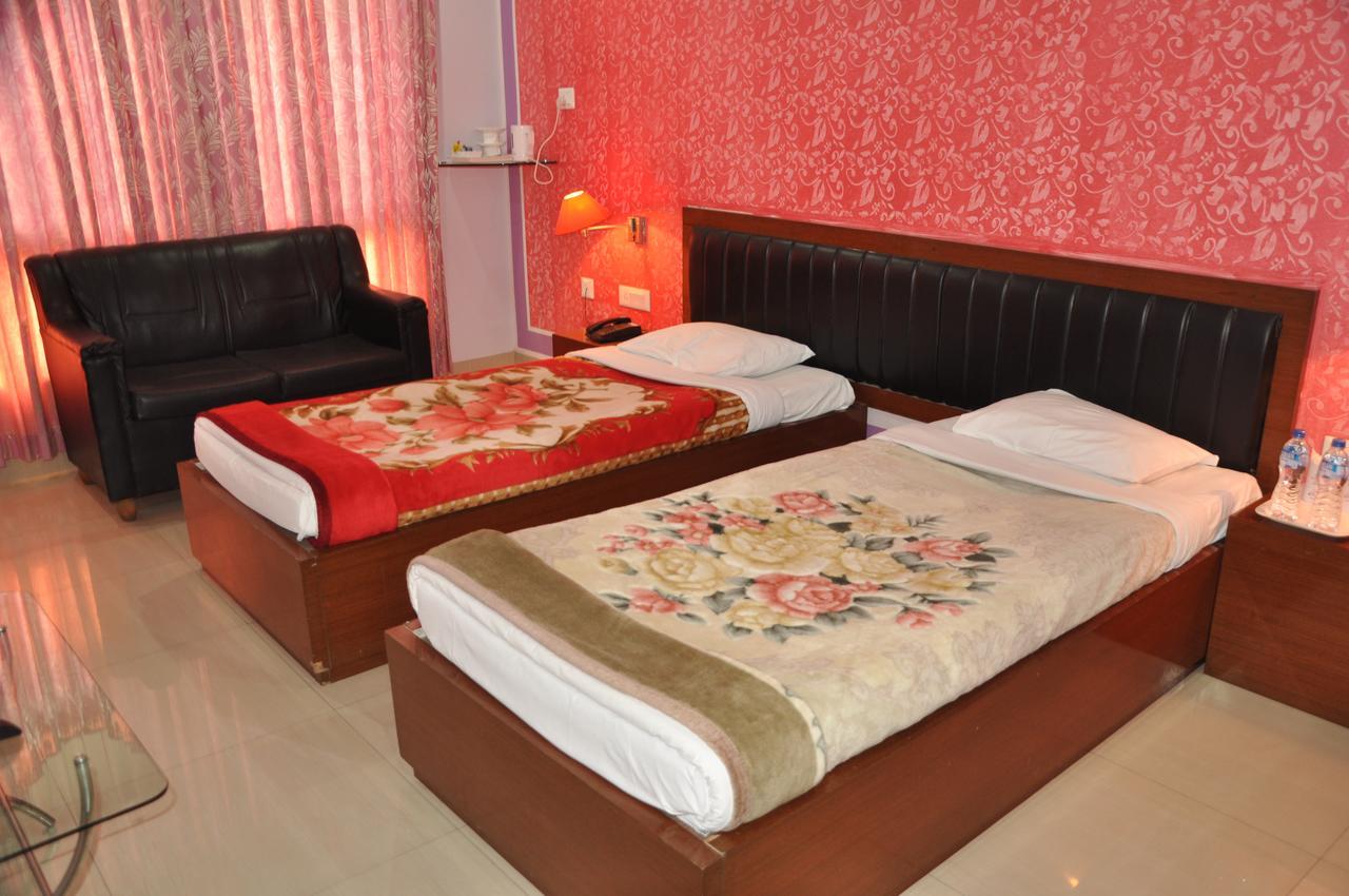 Hotel Dooars Mountain Alipur Duar エクステリア 写真