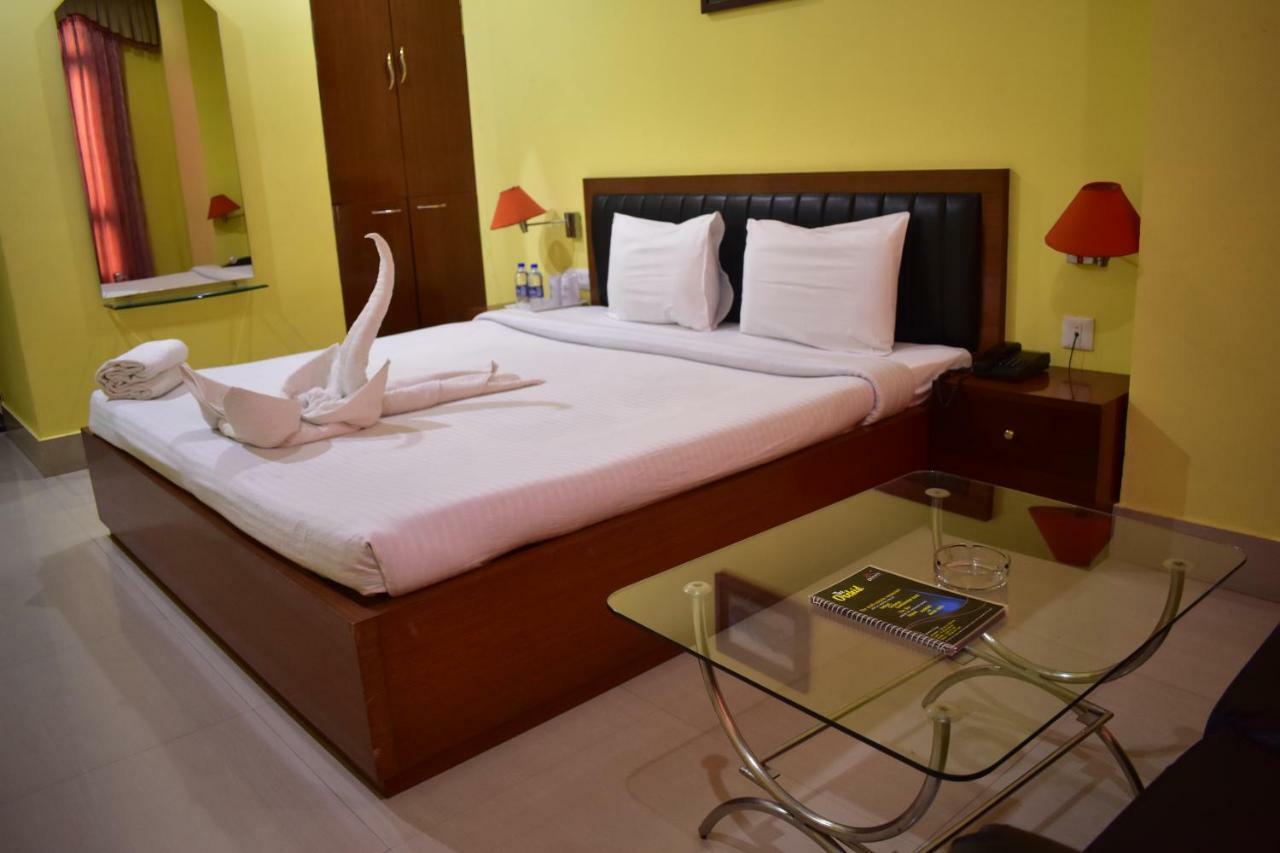 Hotel Dooars Mountain Alipur Duar エクステリア 写真