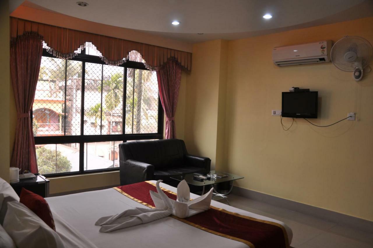 Hotel Dooars Mountain Alipur Duar エクステリア 写真